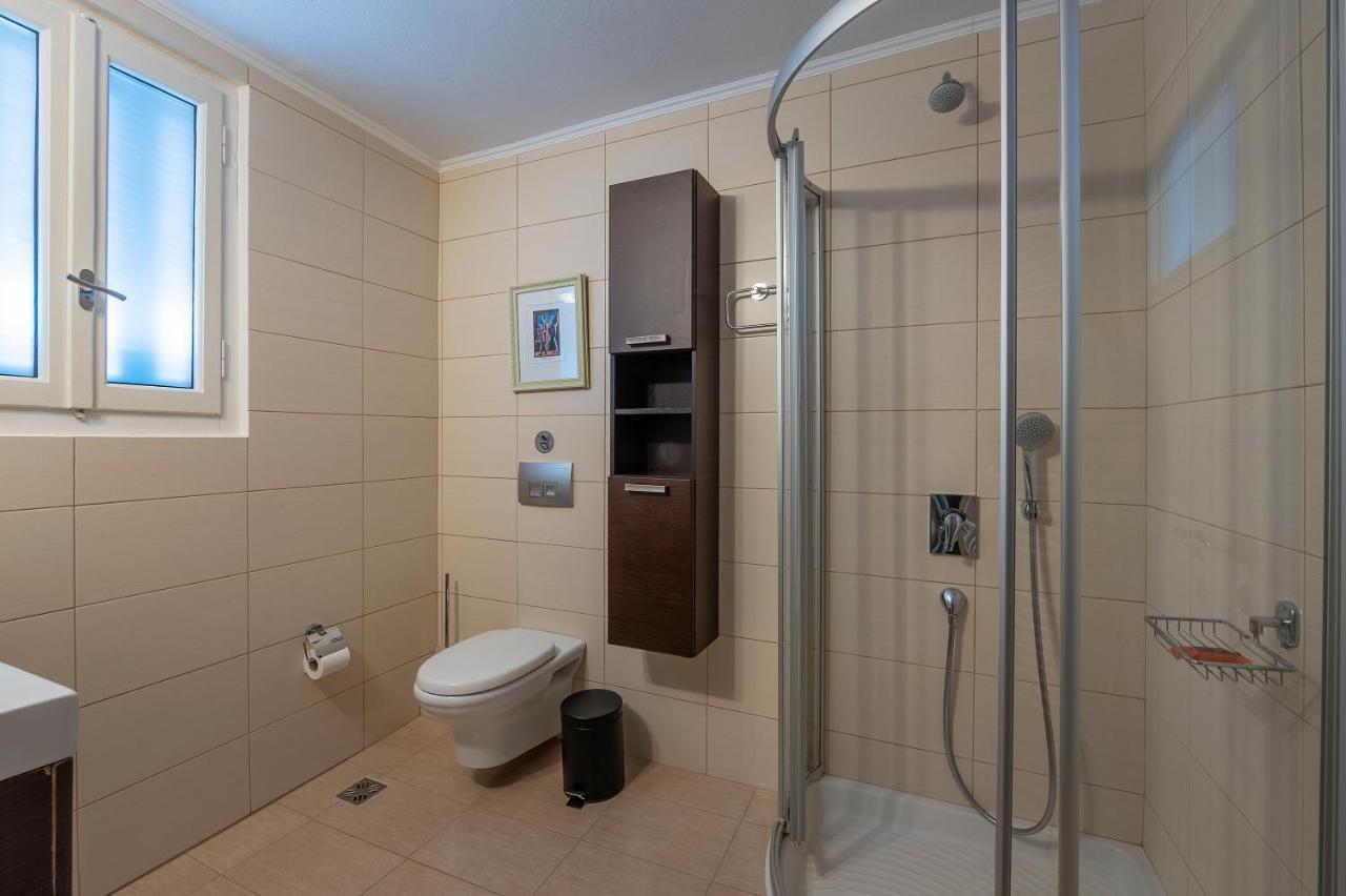 Angelinas Quarters - Kalamata Mediterranean Villas Екстериор снимка