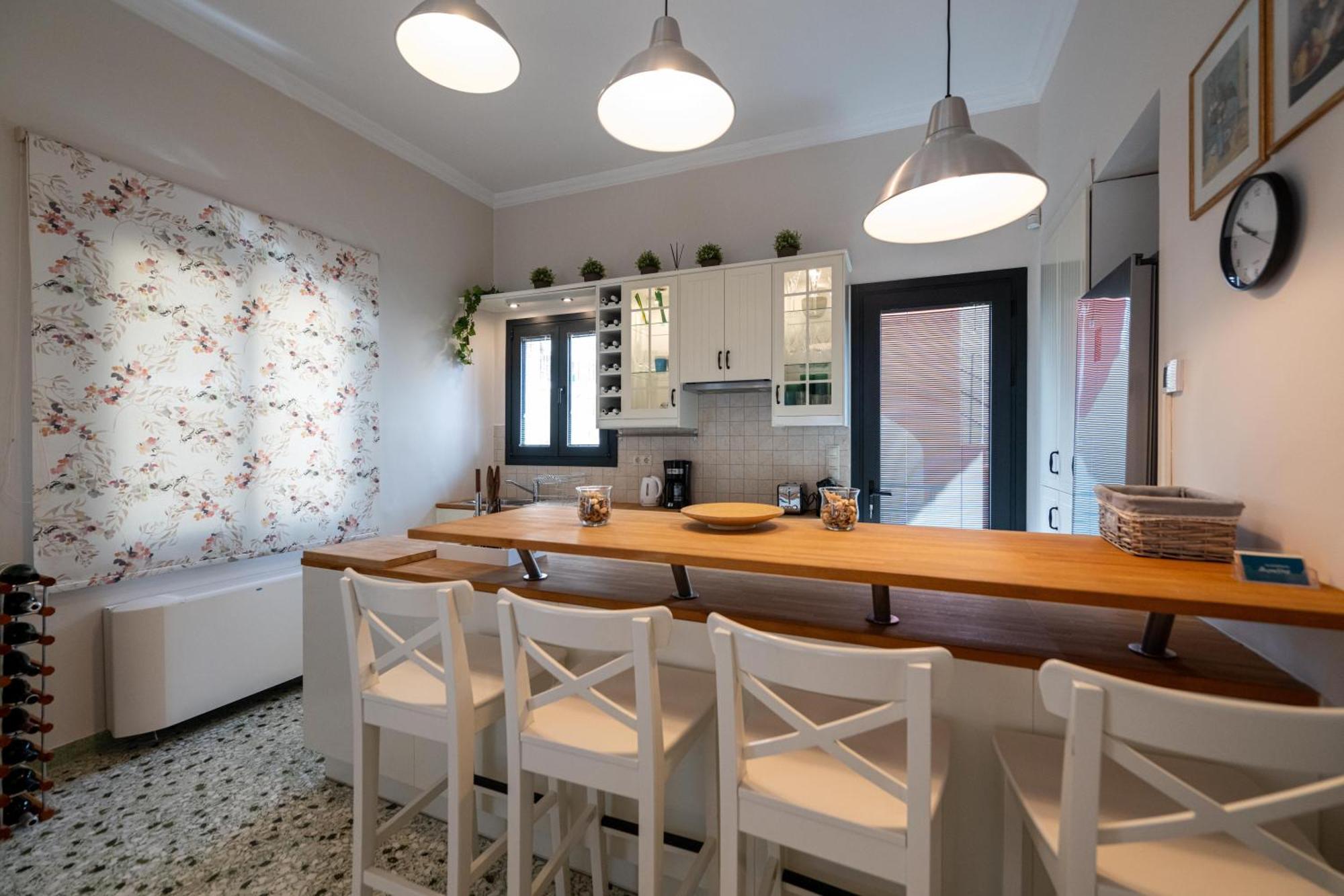 Angelinas Quarters - Kalamata Mediterranean Villas Екстериор снимка